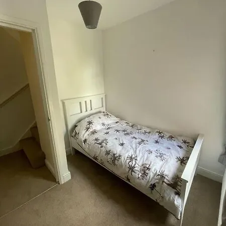 3-Bed House Near Salisbury Cathedral & Attractions Apartment Exterior photo